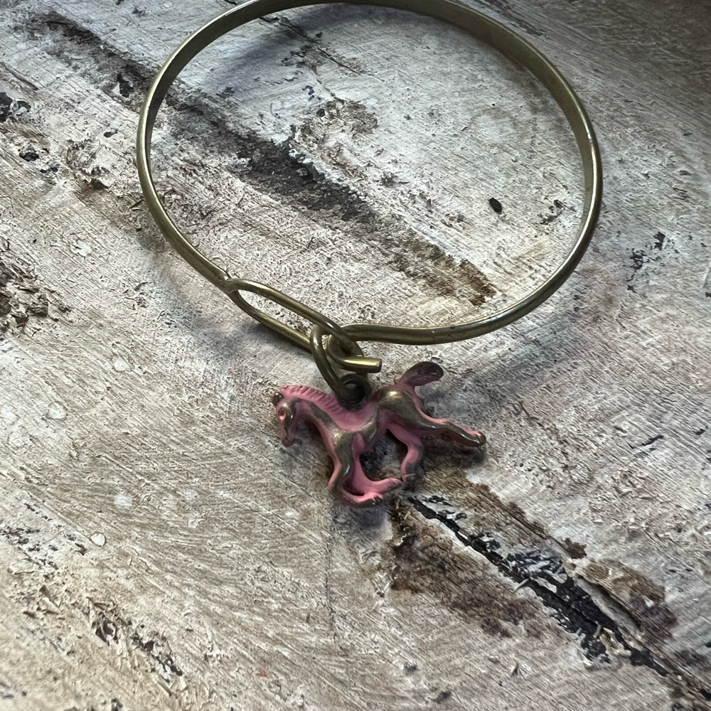 New‎ Handmade Kid’s Gold Bracelet with Pink Horse Charm